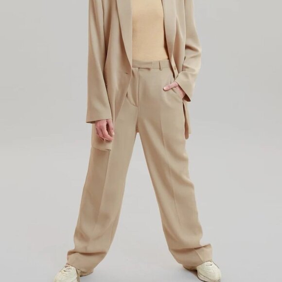 The Frankie Shop Isla tailored trousers in Natural Size - SMALL - Picture 1 of 8